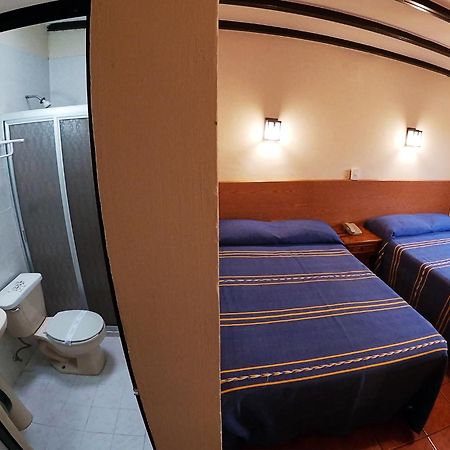 Hotel El Carmen, モレリア エクステリア 写真