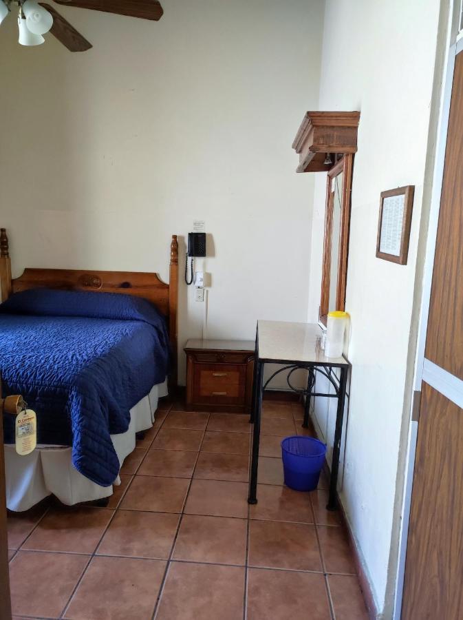 Hotel El Carmen, モレリア エクステリア 写真