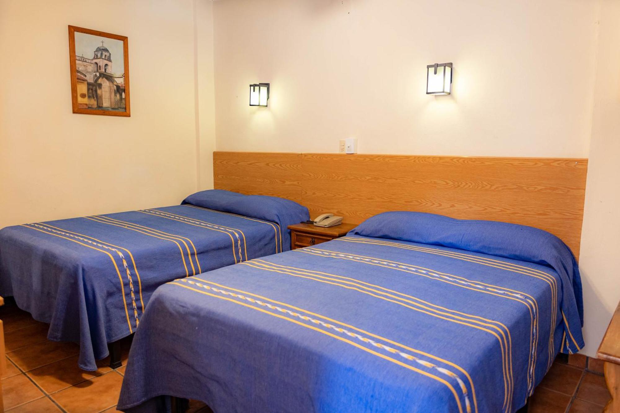 Hotel El Carmen, モレリア エクステリア 写真