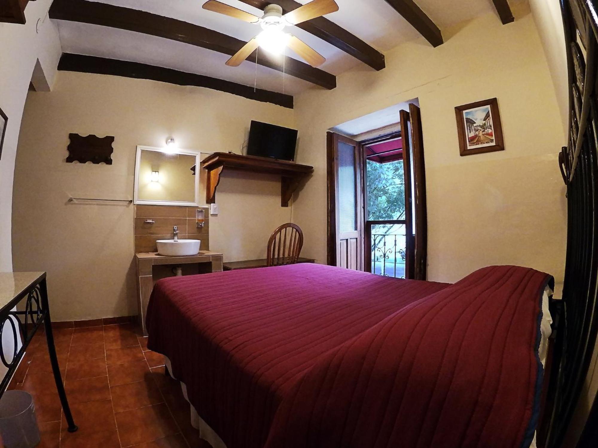 Hotel El Carmen, モレリア エクステリア 写真