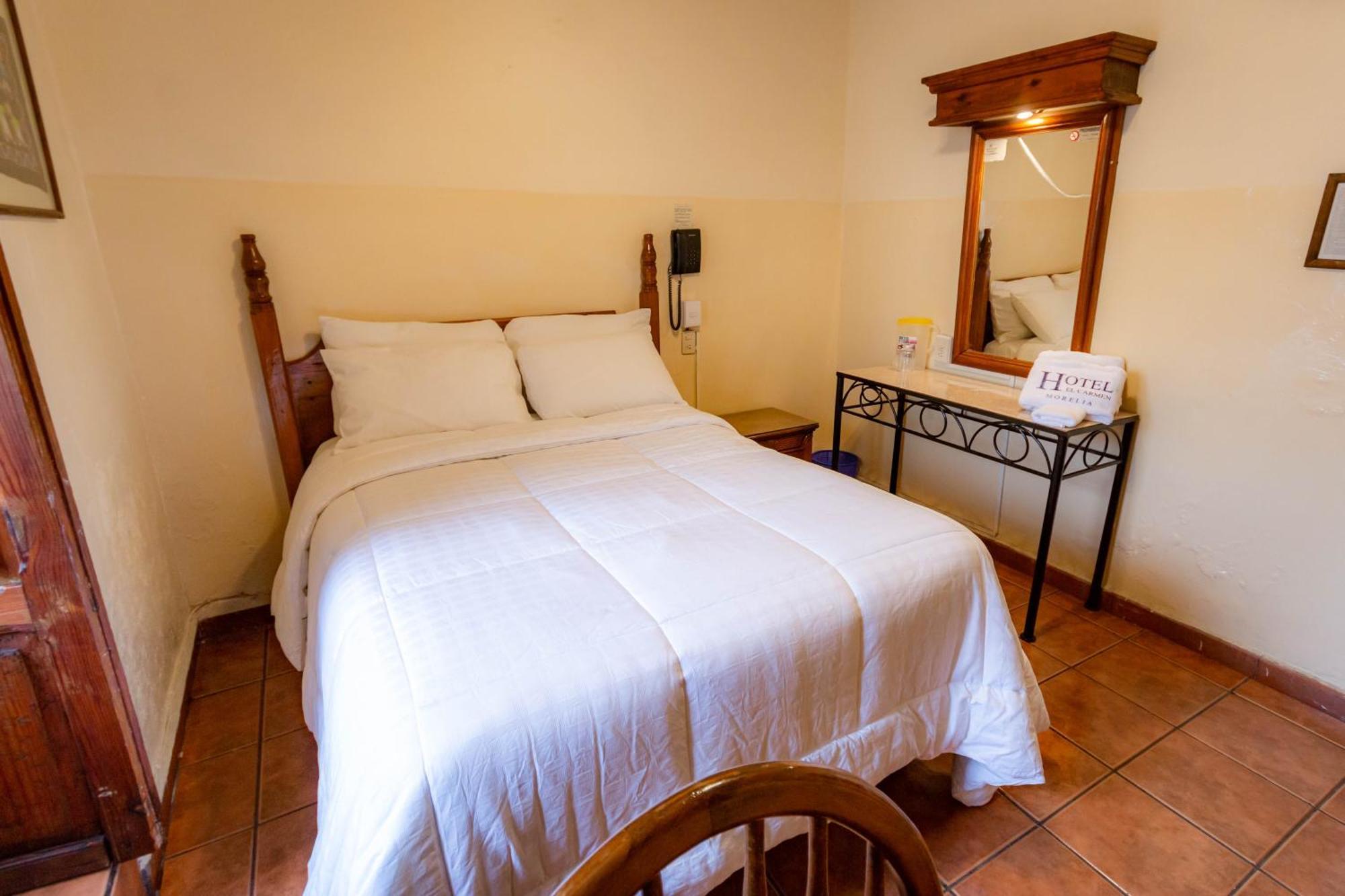 Hotel El Carmen, モレリア エクステリア 写真