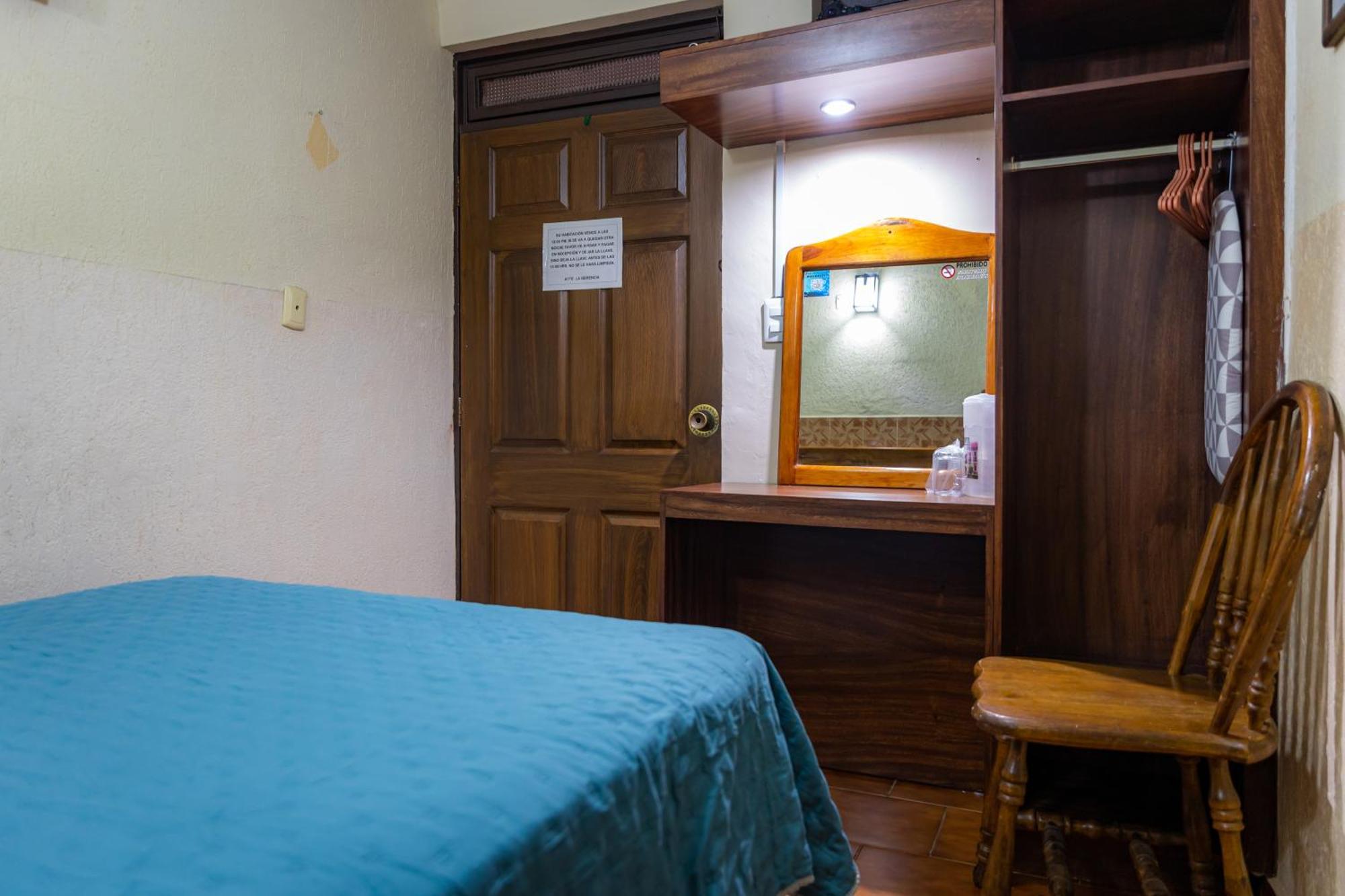 Hotel El Carmen, モレリア エクステリア 写真