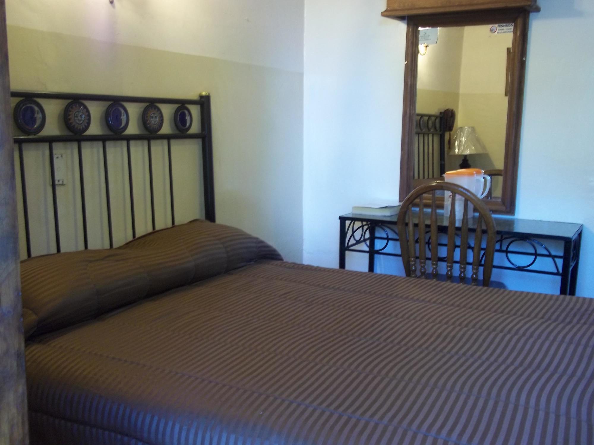 Hotel El Carmen, モレリア エクステリア 写真